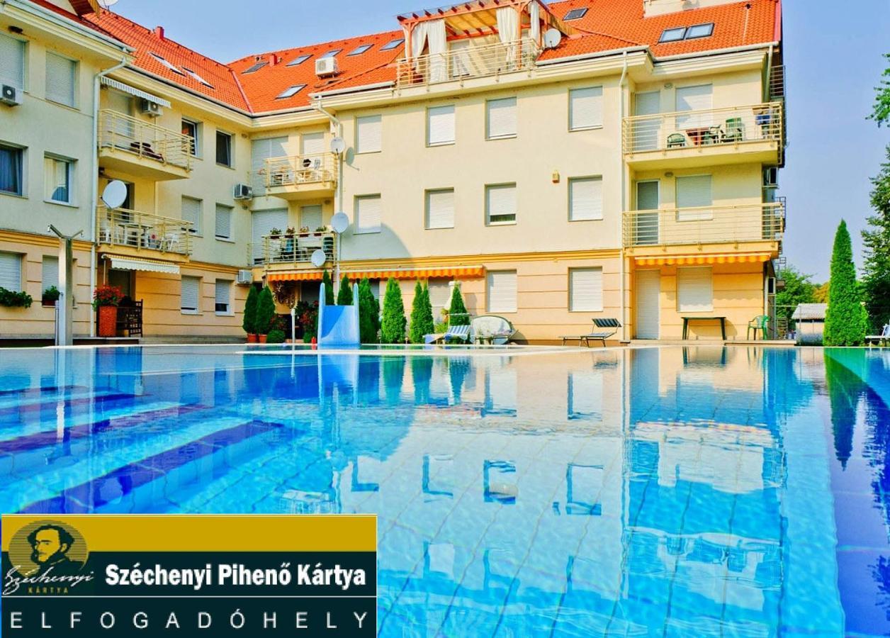 Oázis Wellness Apartman Hajdúszoboszló Exterior foto